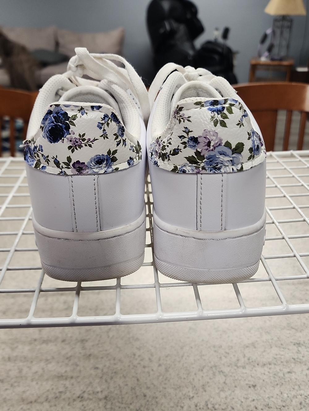 White Floral Lace-Up Women’s Sneakers with Blue Accents - Picture 6 of 6